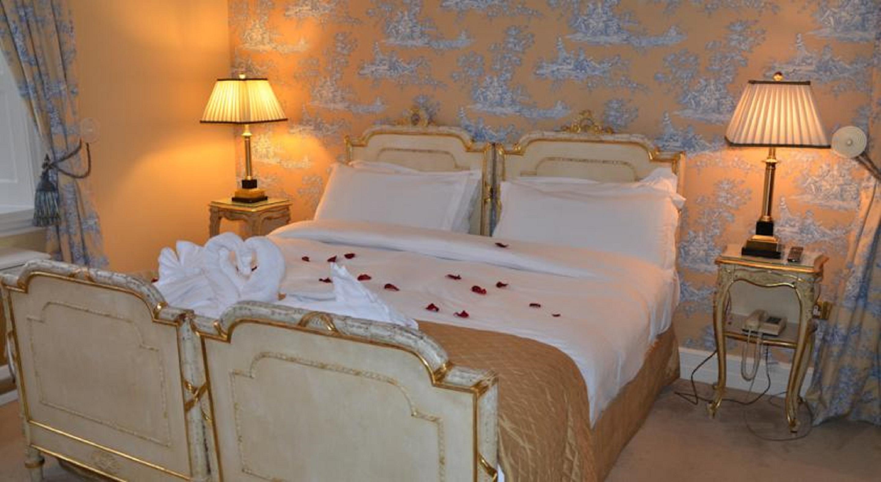 Waterford Castle Hotel & Golf Resort Ballinakill  Eksteriør bilde